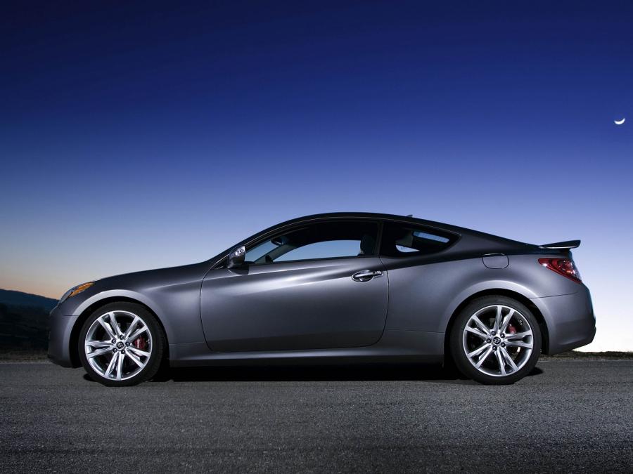  Hyundai Genesis Coupe 2009 года  (US) (фото 30 из 30)